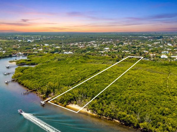 11765 SE Laurel Lane, Hobe Sound, FL 33455