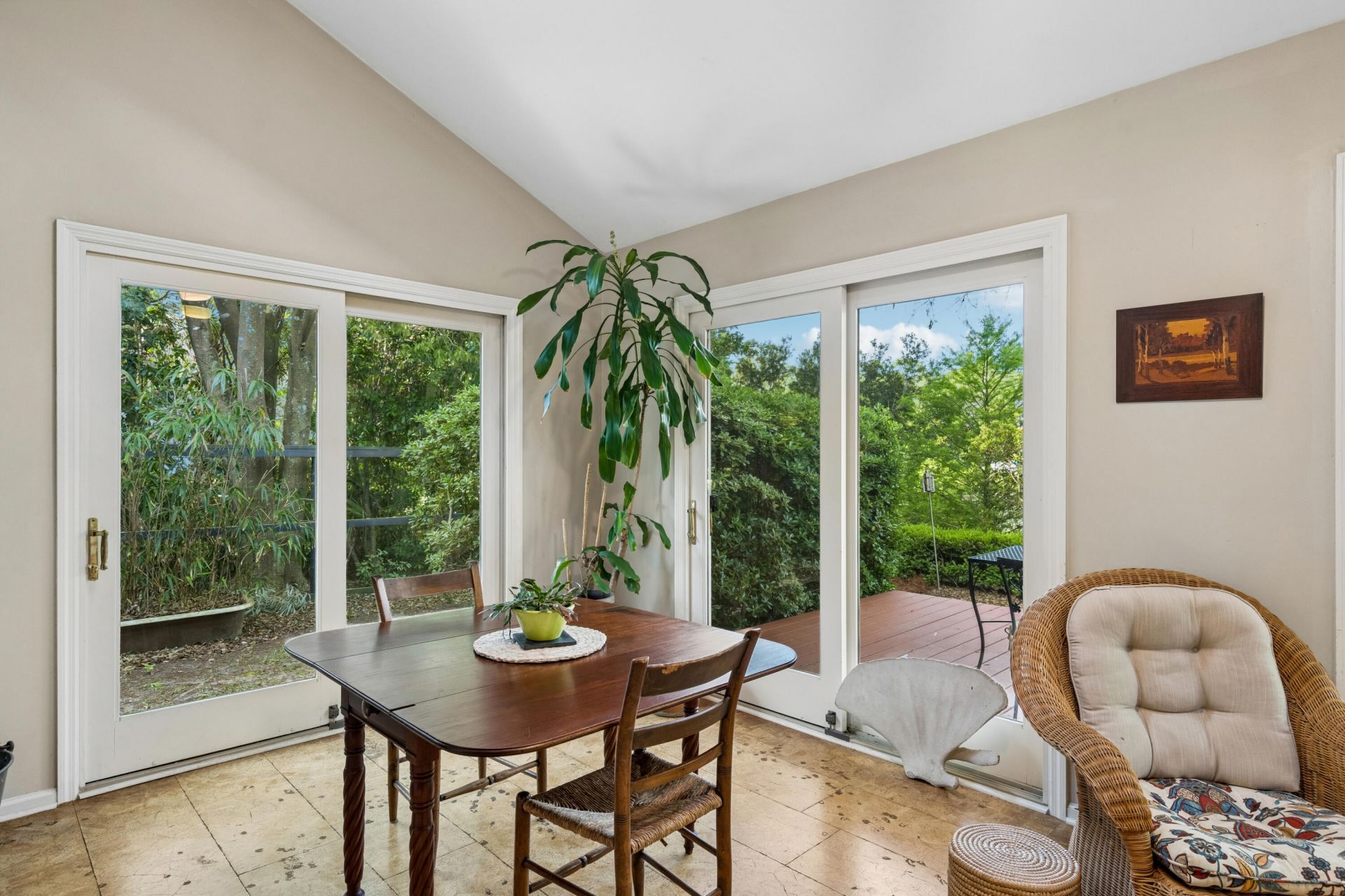 593 Marshgrass Boulevard Photo 32