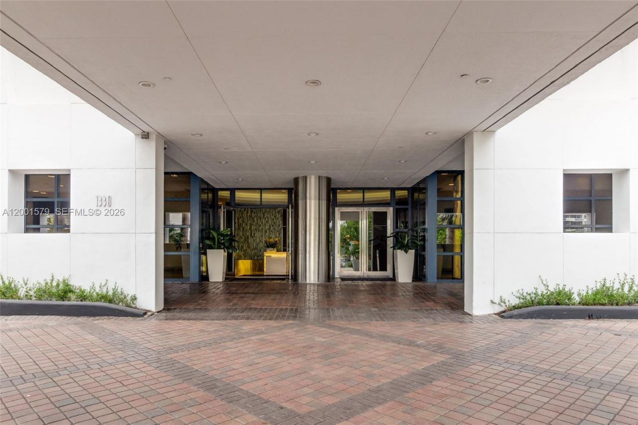 1330 West Ave, Unit 2311, Miami Beach, FL 33139 Photo
