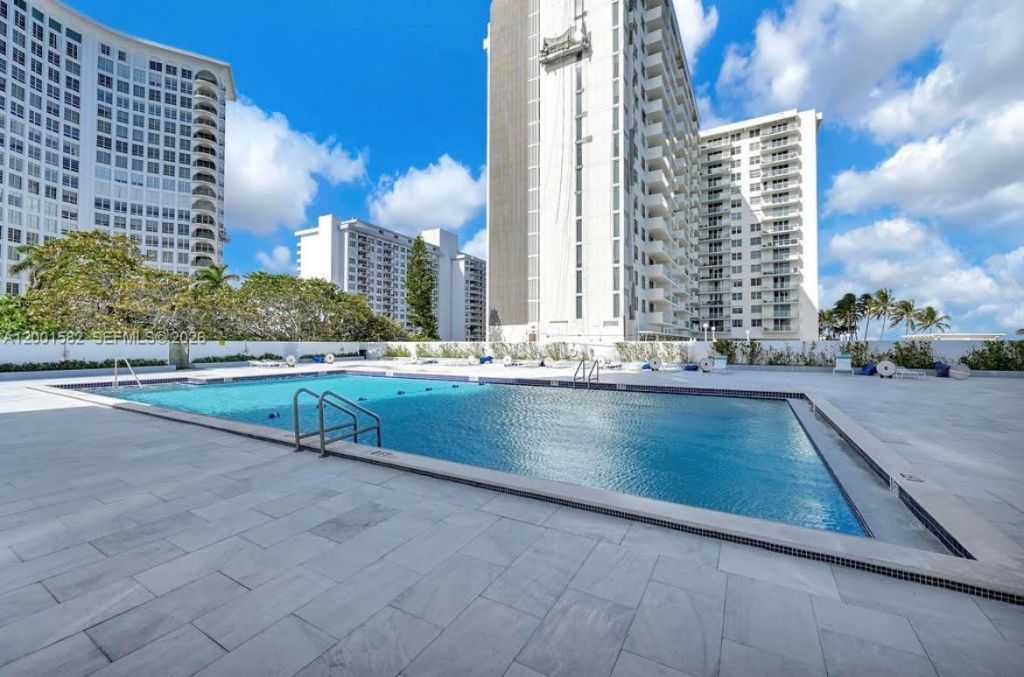 5601 Collins Ave, Unit 903, Miami Beach, FL 33140 Photo