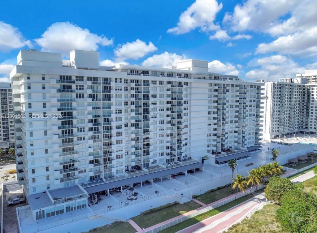 5601 Collins Ave, Unit 903, Miami Beach, FL 33140 Photo