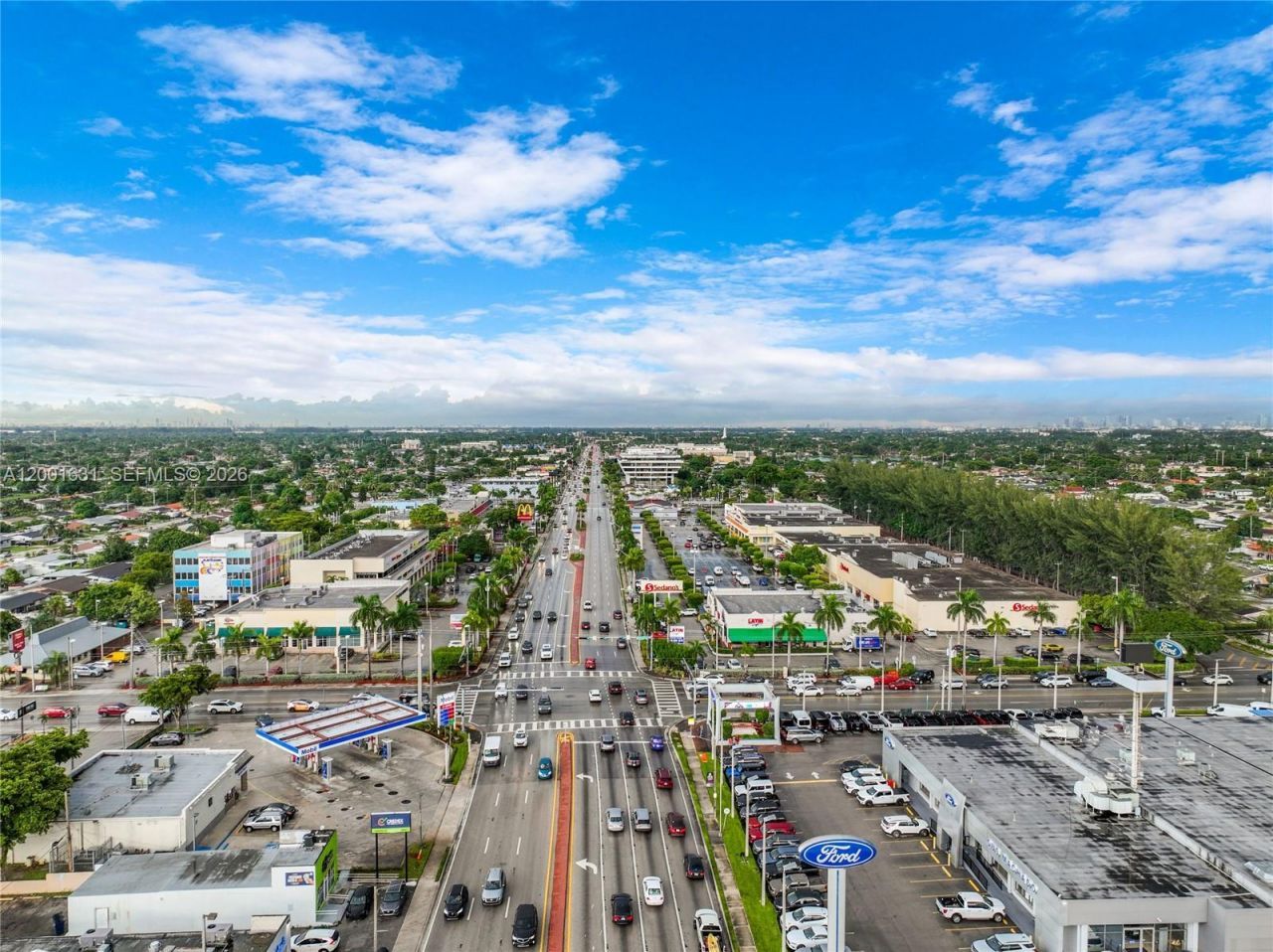 1305 W 53rd St, Unit 429, Hialeah, FL 33012 Photo