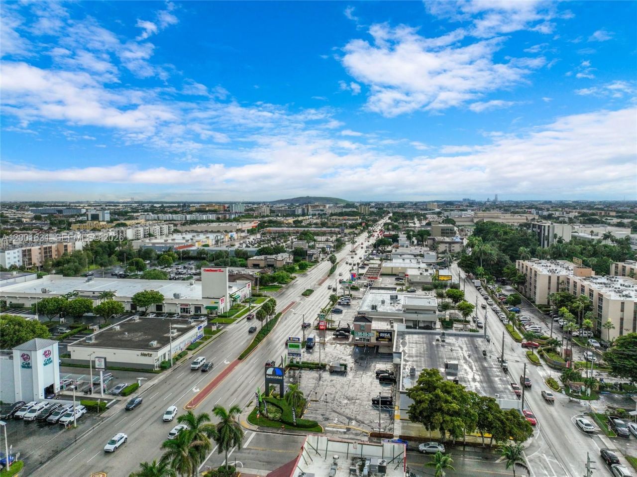 1305 W 53rd St, Unit 429, Hialeah, FL 33012 Photo