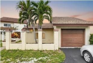 7010 SW 103rd Pl, Miami, FL 33173 Photo