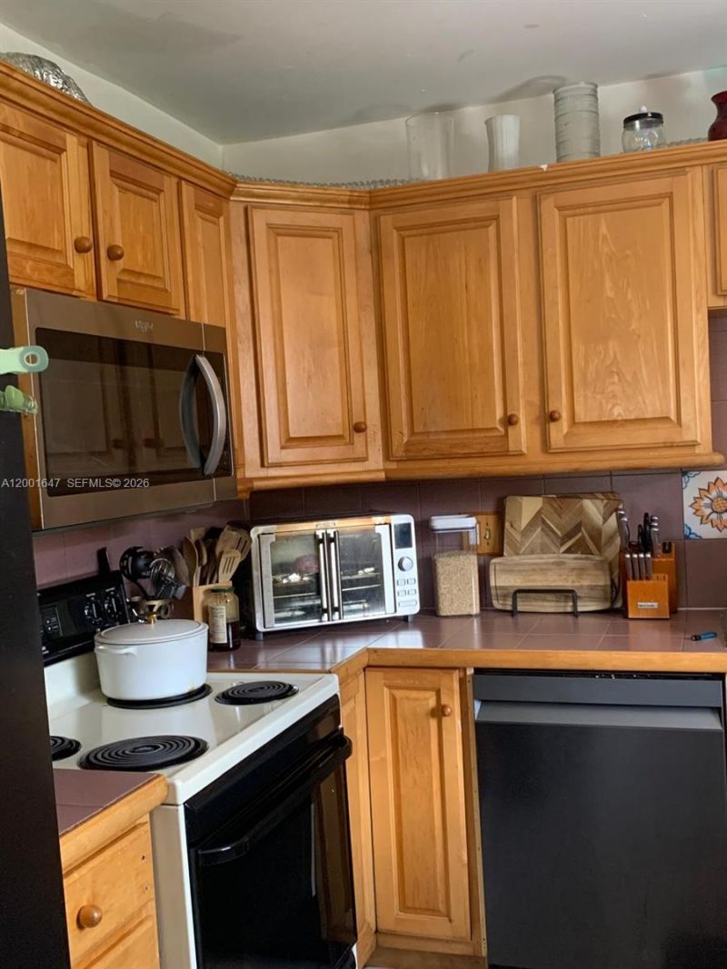 7010 SW 103rd Pl, Miami, FL 33173 Photo