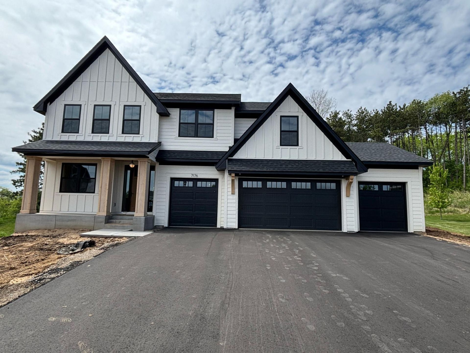 7176 61st S, Cottage Grove, MN 55016