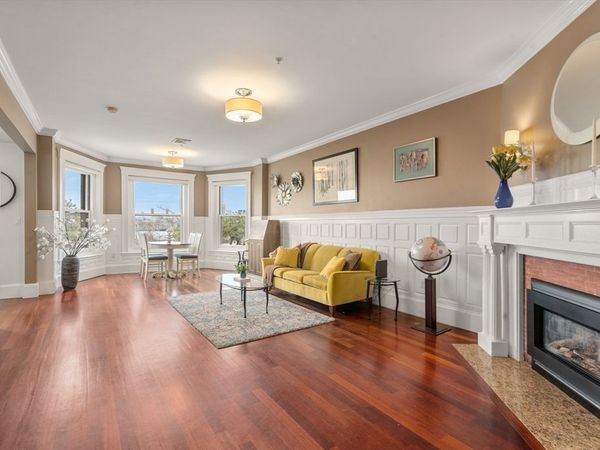 19 Bay State Road, Unit 4, Boston, MA 02215