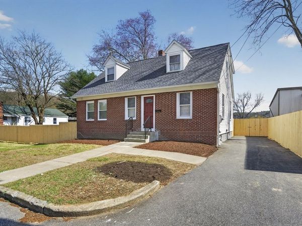 1029 Wilson, Palmer, MA 01069