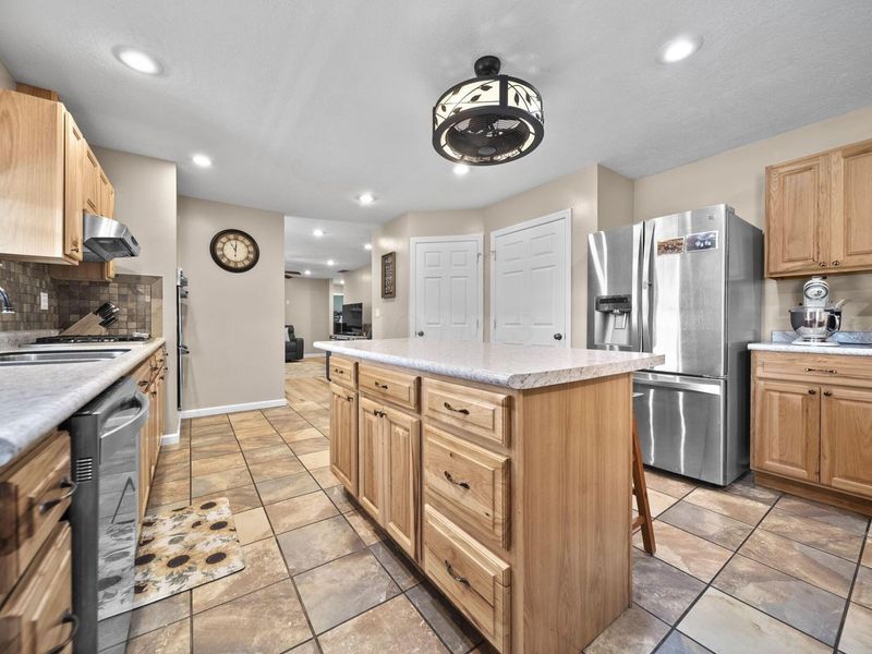 323 Bronx Corner Road, Ray, OH 45672 Photo 12