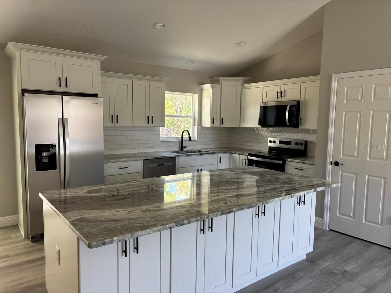 3055 W Viking Lane , Dunnellon, FL 34433 Photo