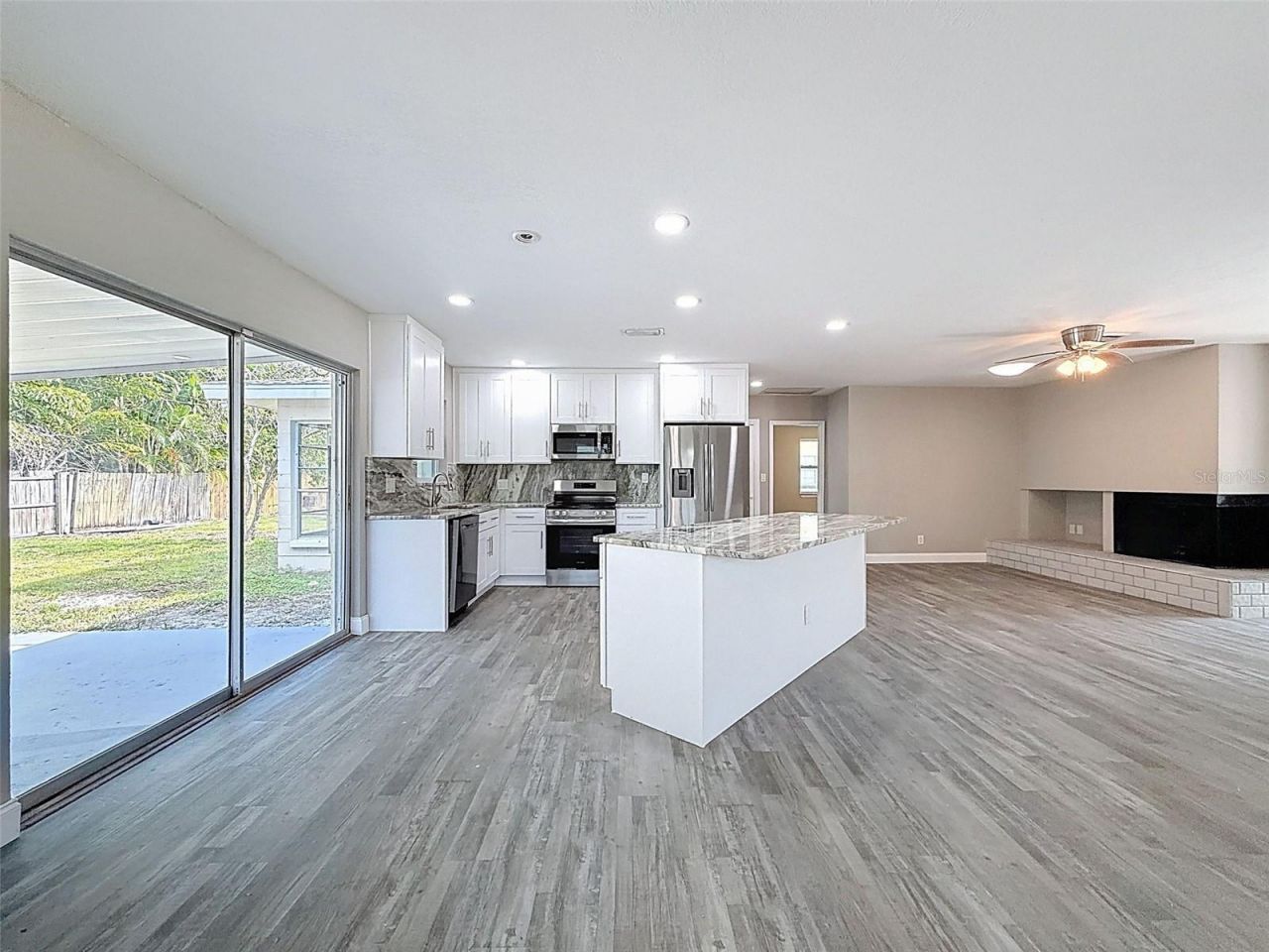 4221 Shore Acres Boulevard Ne, Saint Petersburg, FL 33703 Photo