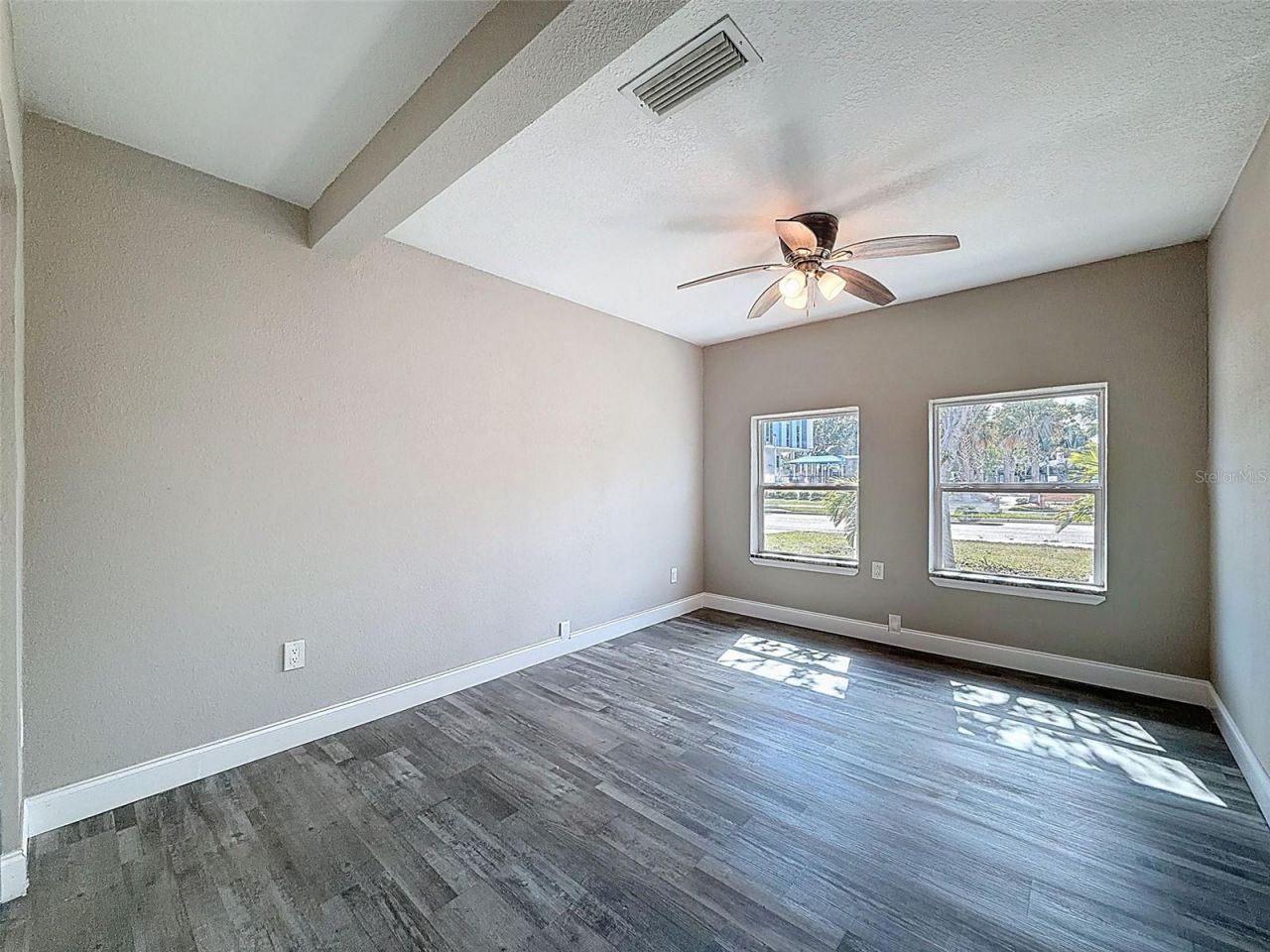 4221 Shore Acres Boulevard Ne, Saint Petersburg, FL 33703 Photo