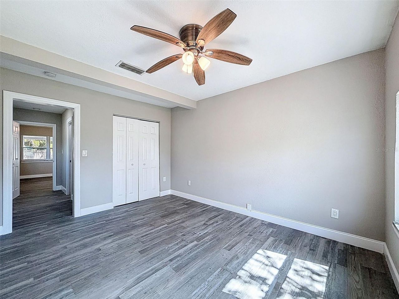 4221 Shore Acres Boulevard Ne, Saint Petersburg, FL 33703 Photo