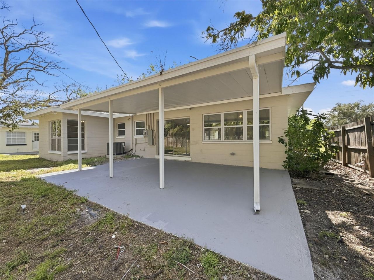 4221 Shore Acres Boulevard Ne, Saint Petersburg, FL 33703 Photo
