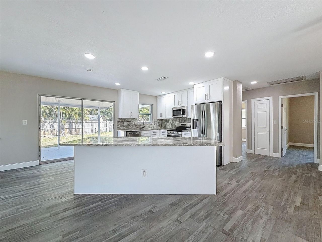 4221 Shore Acres Boulevard Ne, Saint Petersburg, FL 33703 Photo