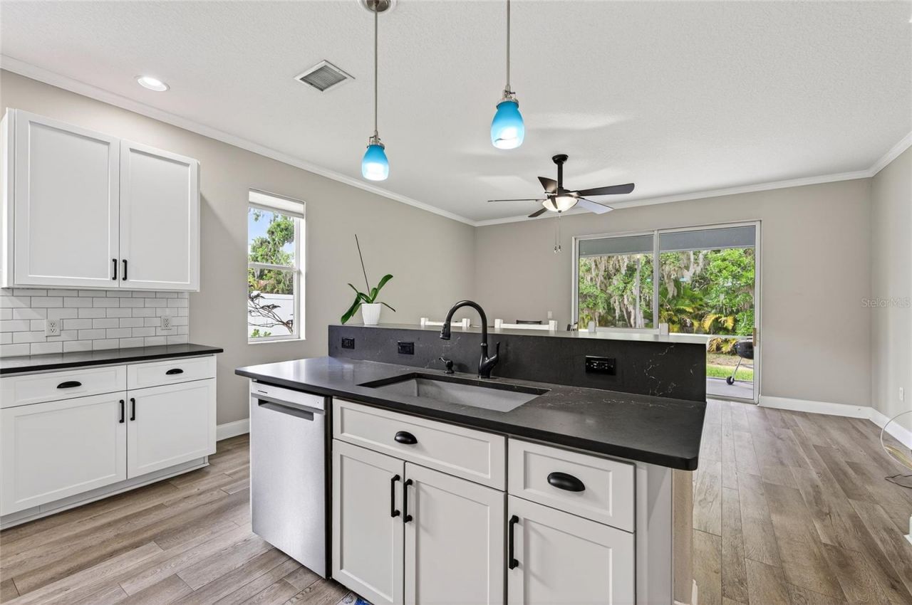 3409 38th Terrace E, Bradenton, FL 34208 Photo