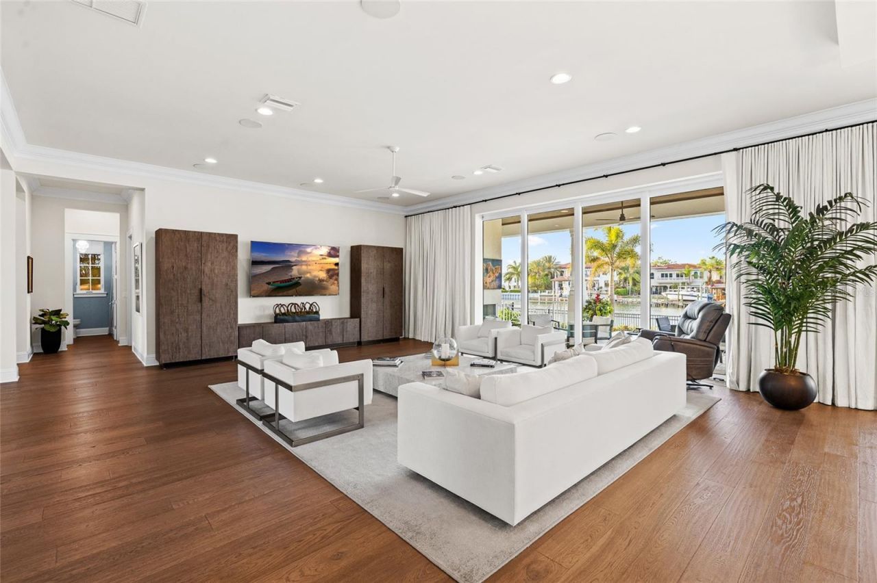 5111 W Homer Avenue, Tampa, FL 33629 Photo