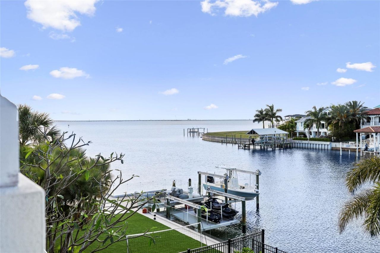 5111 W Homer Avenue, Tampa, FL 33629 Photo