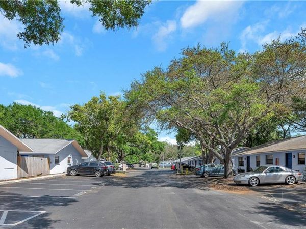 950 BELTREES STREET, DUNEDIN, FL 34698