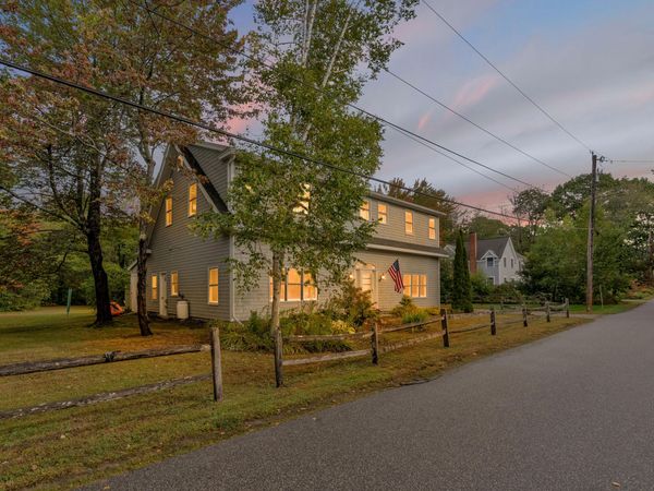 40 Wildwood Avenue, Kennebunkport, ME 04046