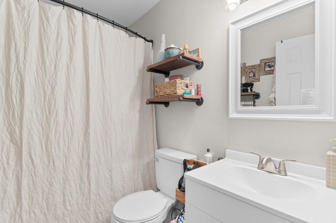 3700 Golf Colony Lane Photo 27