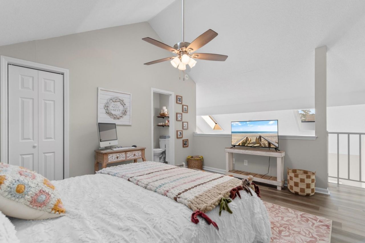 3700 Golf Colony Lane Photo 4