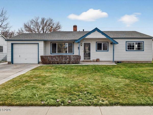 465 Richards Way, Sparks, NV 89431