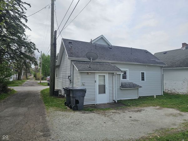 610 E 5th Street, Anderson, IN 46012