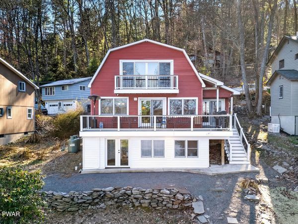 113 Chipmunk Drive, Tafton, PA 18464