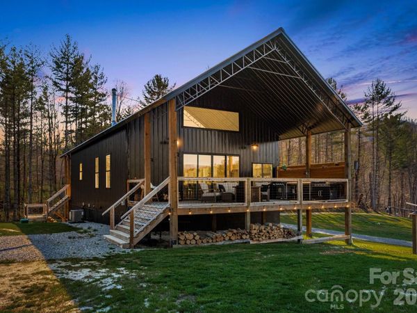 4530 Double Island Road, Green Mountain, NC 28740