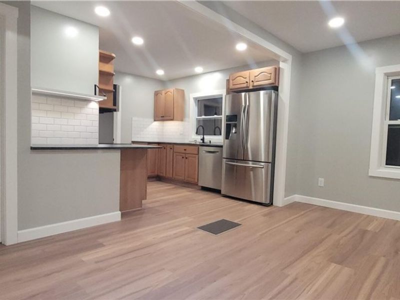 131 E Church Street, Perrysville, OH 44864 Photo 6