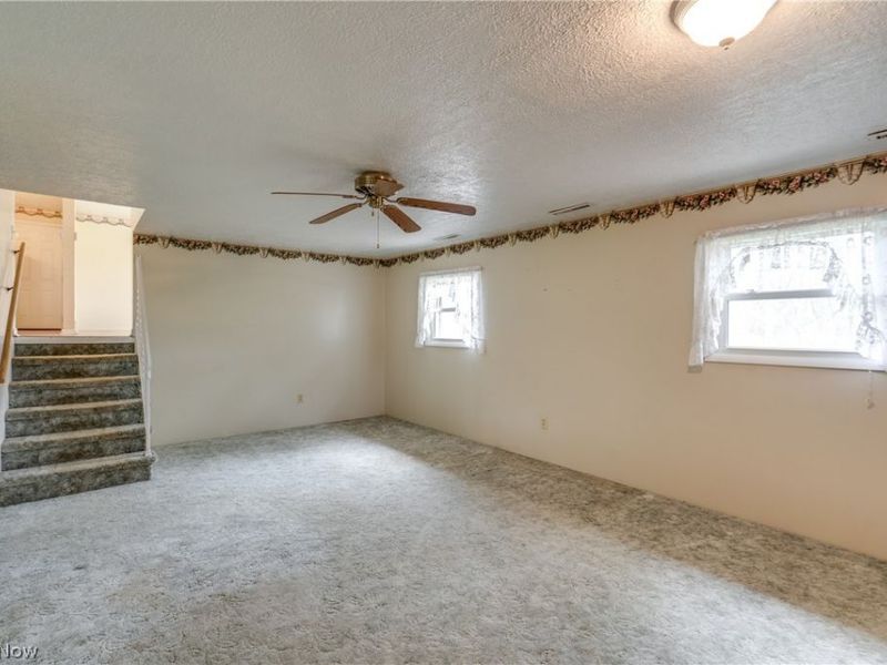 6444 Akron Avenue NW, Canal Fulton, OH 44614 Photo 21