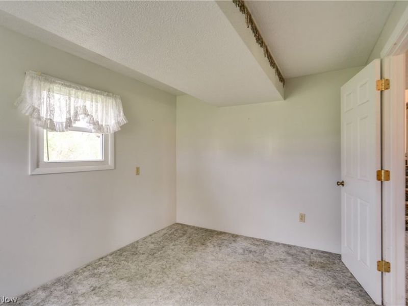 6444 Akron Avenue NW, Canal Fulton, OH 44614 Photo 23