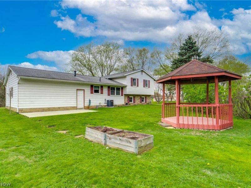 6444 Akron Avenue NW, Canal Fulton, OH 44614 Photo 28