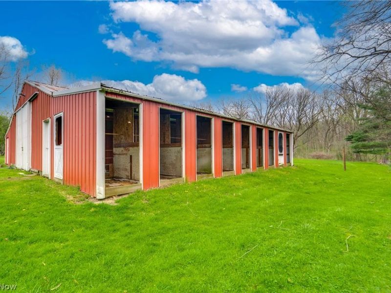 6444 Akron Avenue NW, Canal Fulton, OH 44614 Photo 32