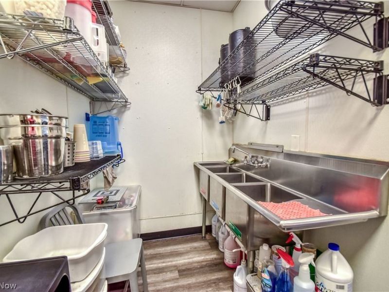 7868 Broadview Road, Parma, OH 44134 Photo 11