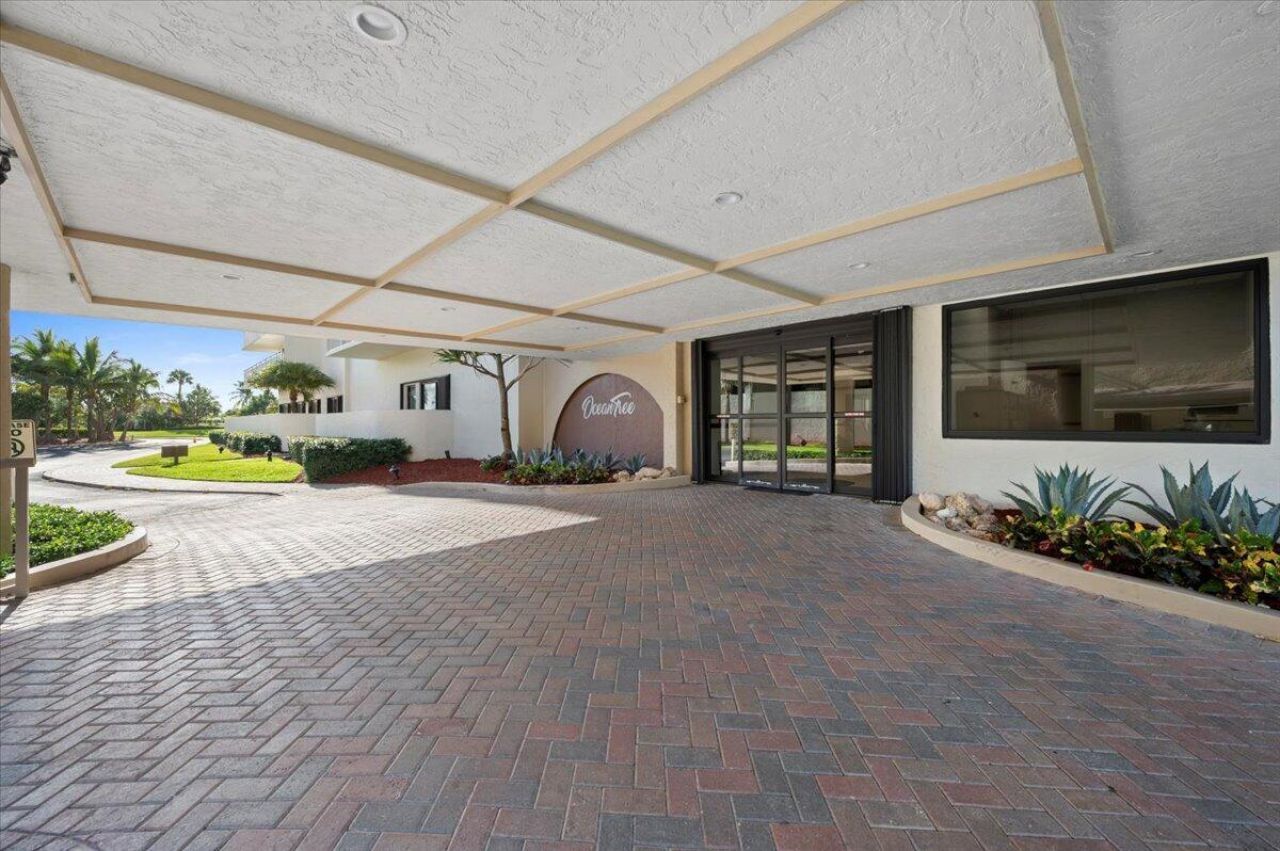 3400 N Ocean Drive, Unit 1806, Singer Island, FL 33404 Photo