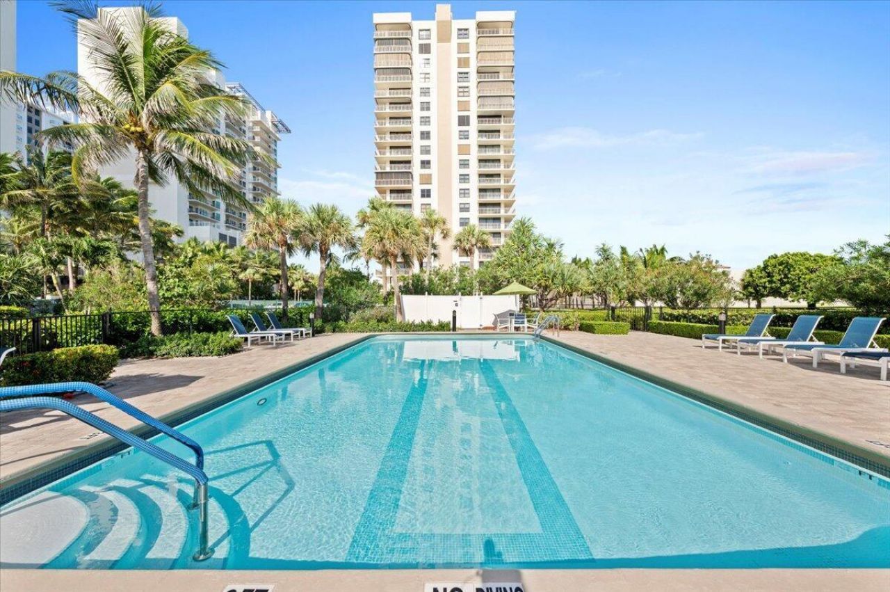 3400 N Ocean Drive, Unit 1806, Singer Island, FL 33404 Photo