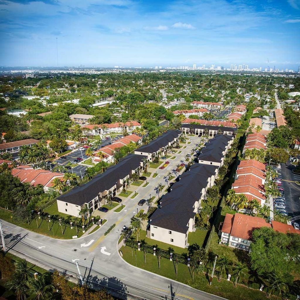 5085 SW 37th, Unit 5085, Pembroke Park, FL 33023 Photo