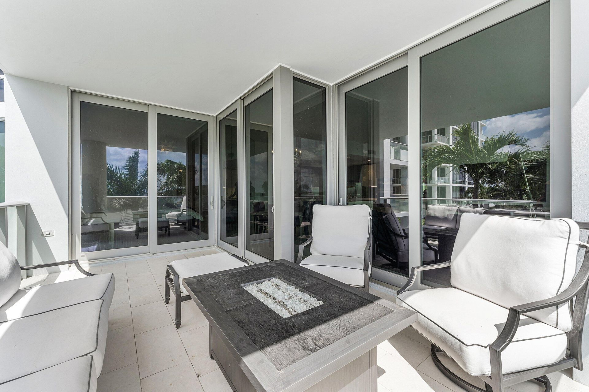 2 Water Club Way, Unit 403, North Palm Beach, FL 33408 Photo