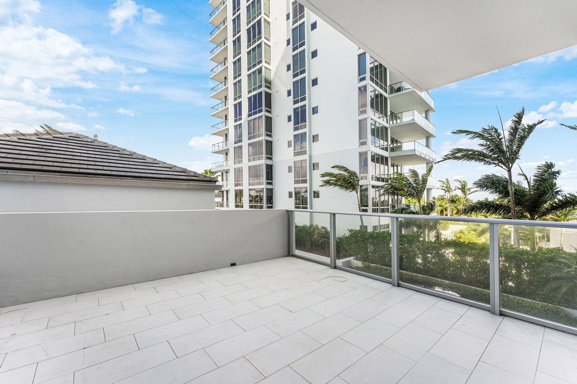 2 Water Club Way, Unit 403, North Palm Beach, FL 33408 Photo