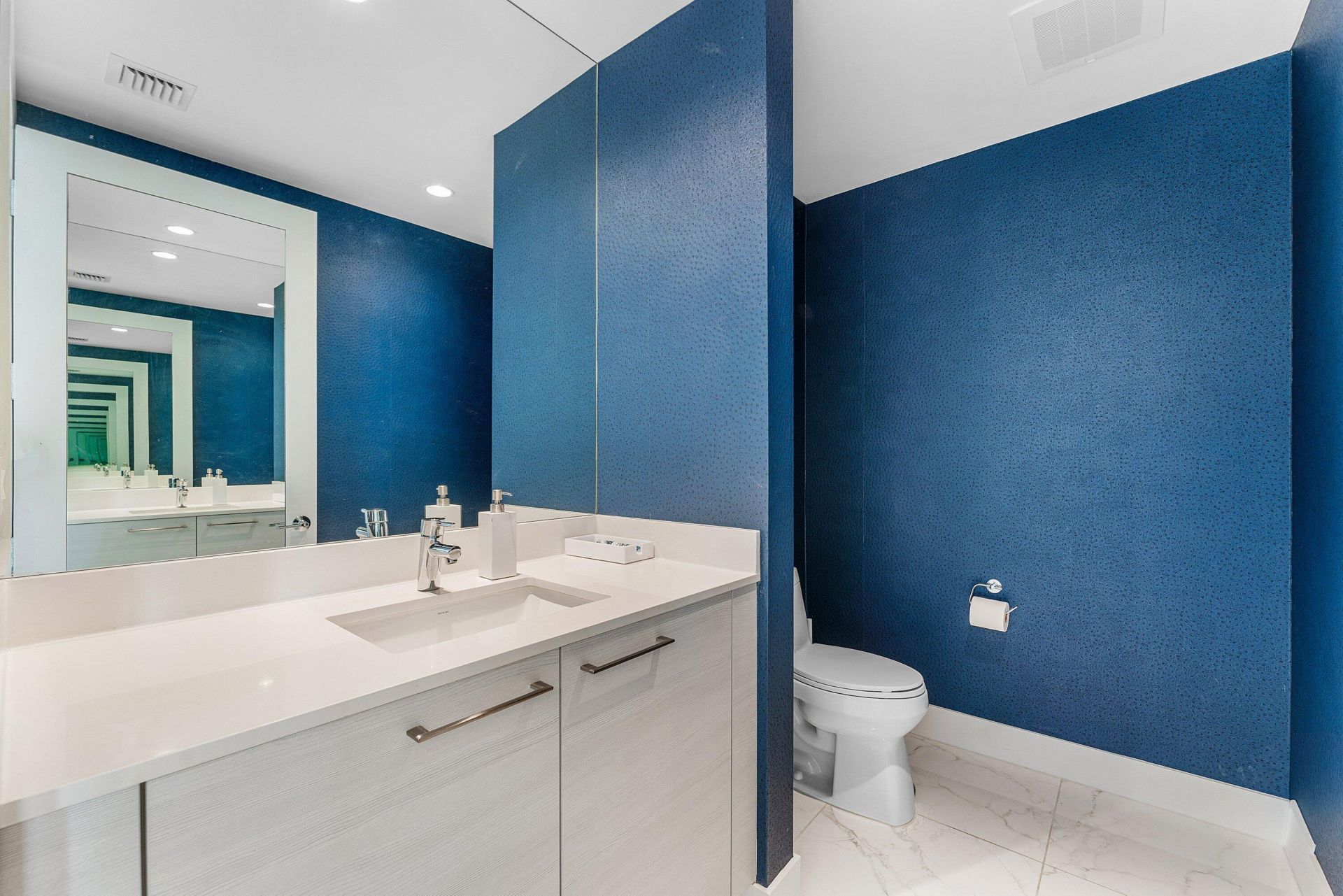 2 Water Club Way, Unit 403, North Palm Beach, FL 33408 Photo