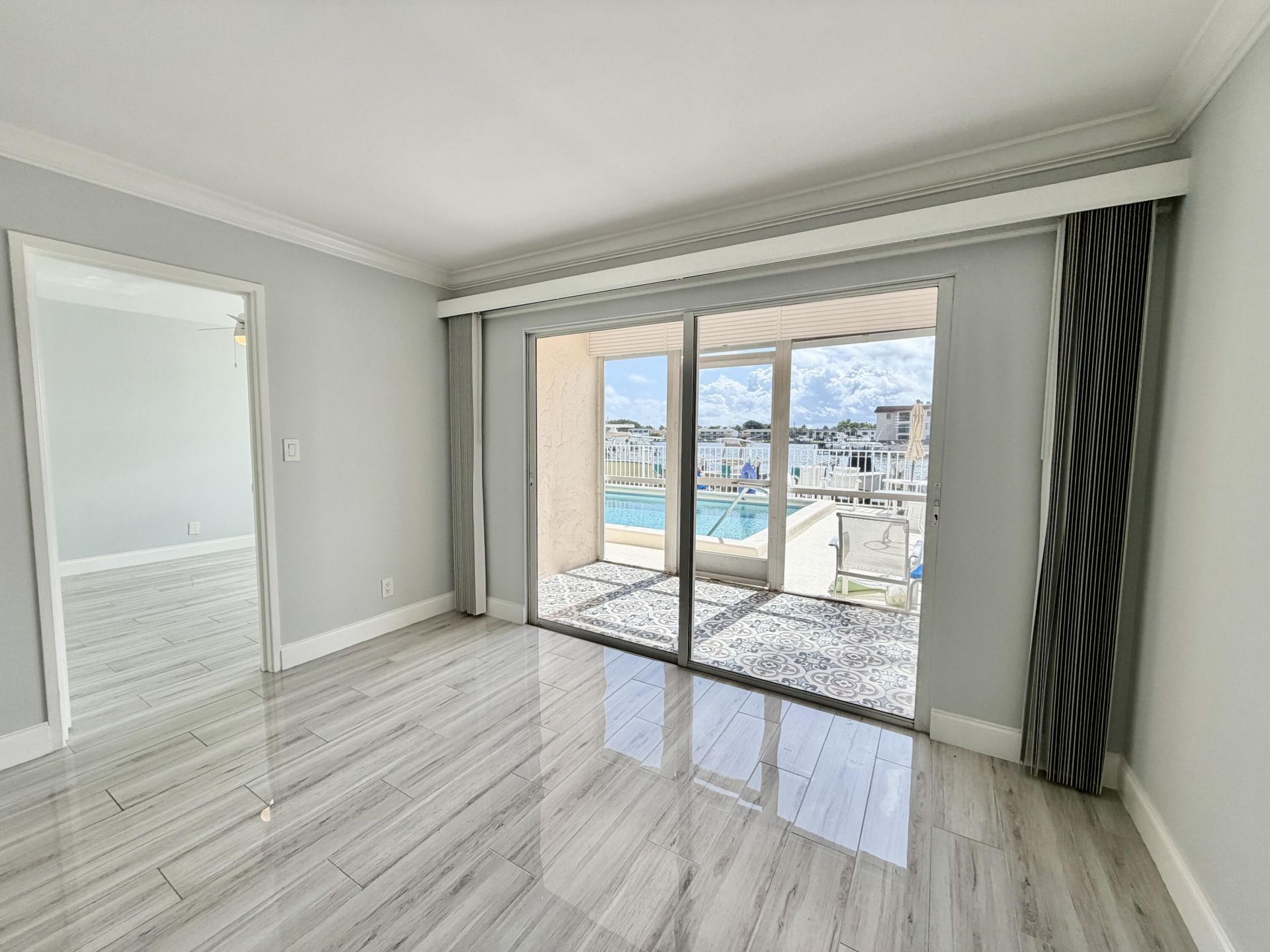 312 Northlake Drive, Unit 104, North Palm Beach, FL 33408 Photo