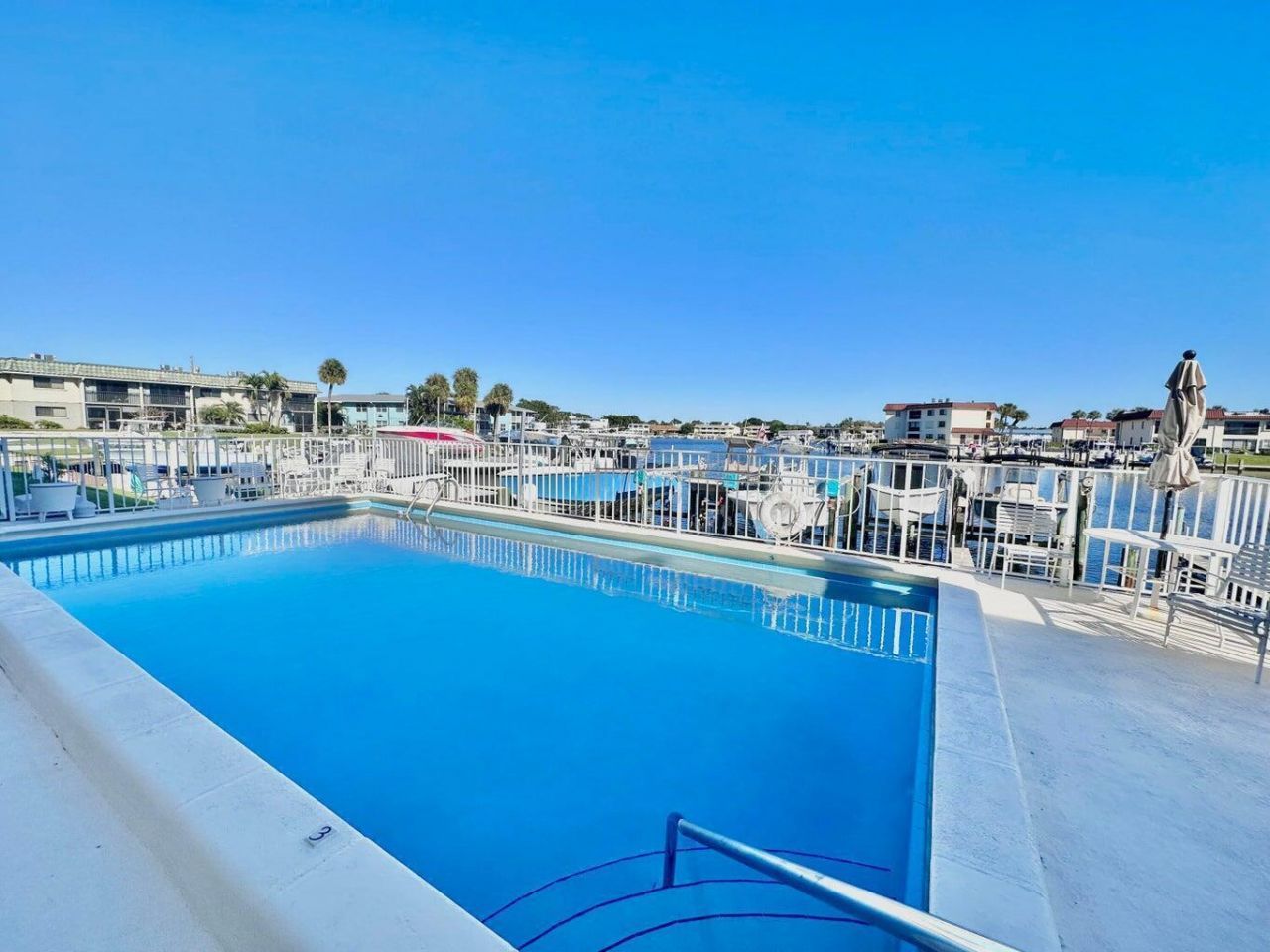 312 Northlake Drive, Unit 104, North Palm Beach, FL 33408 Photo