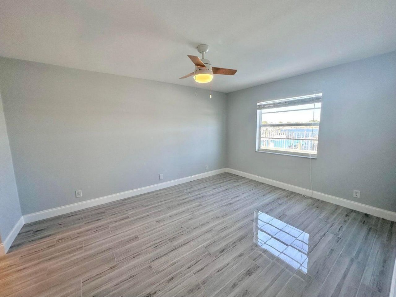 312 Northlake Drive, Unit 104, North Palm Beach, FL 33408 Photo