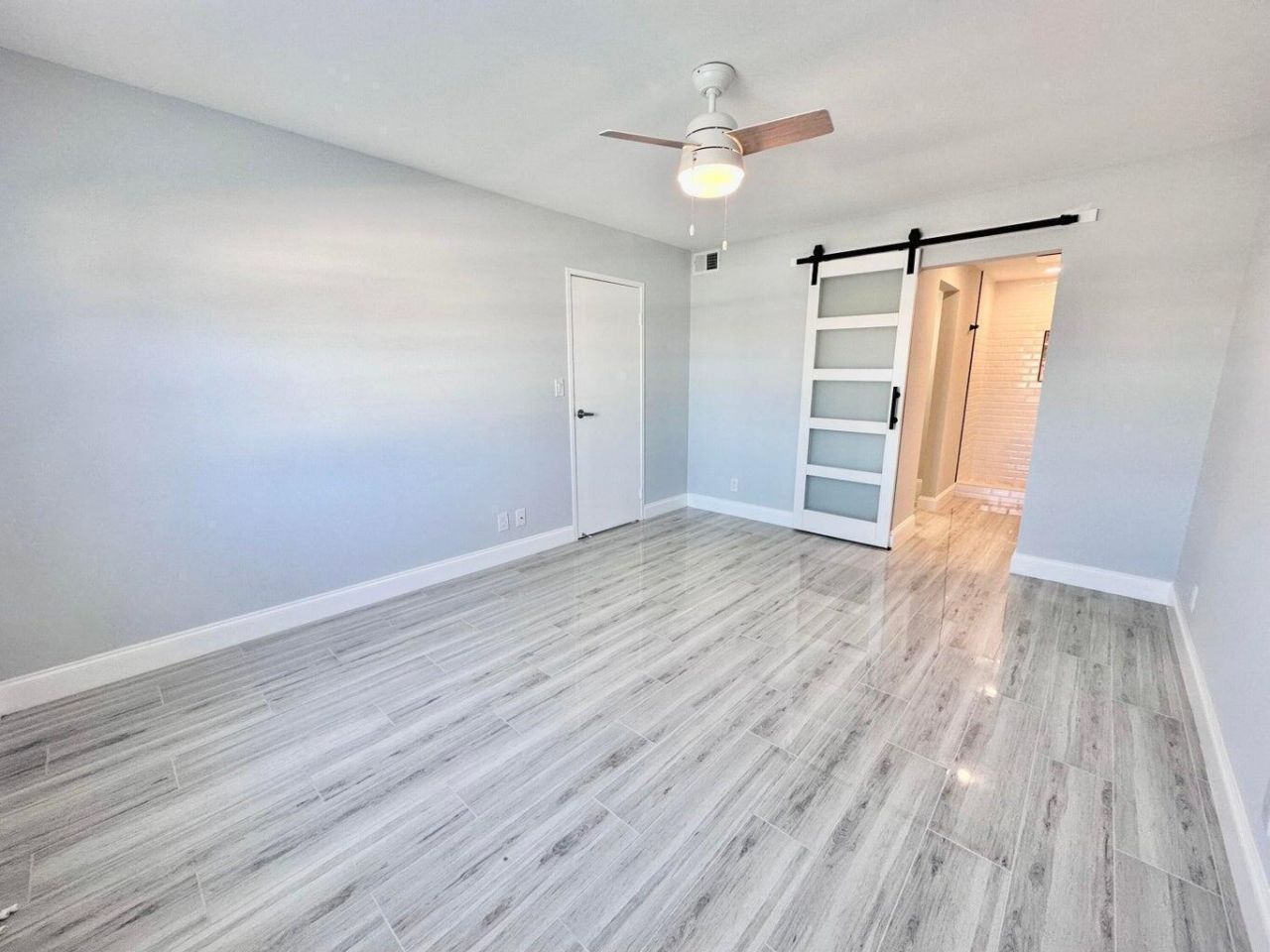 312 Northlake Drive, Unit 104, North Palm Beach, FL 33408 Photo