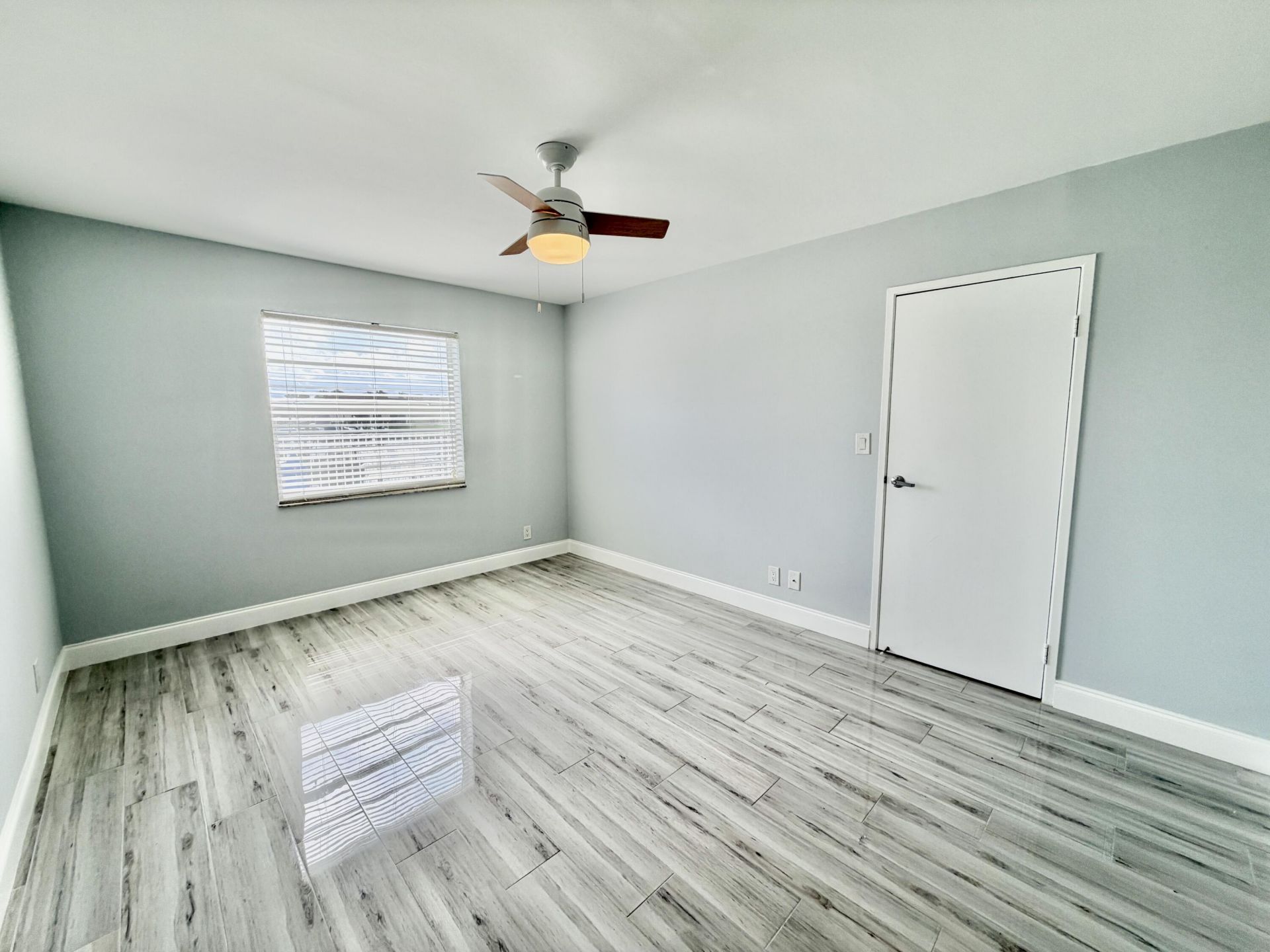 312 Northlake Drive, Unit 104, North Palm Beach, FL 33408 Photo