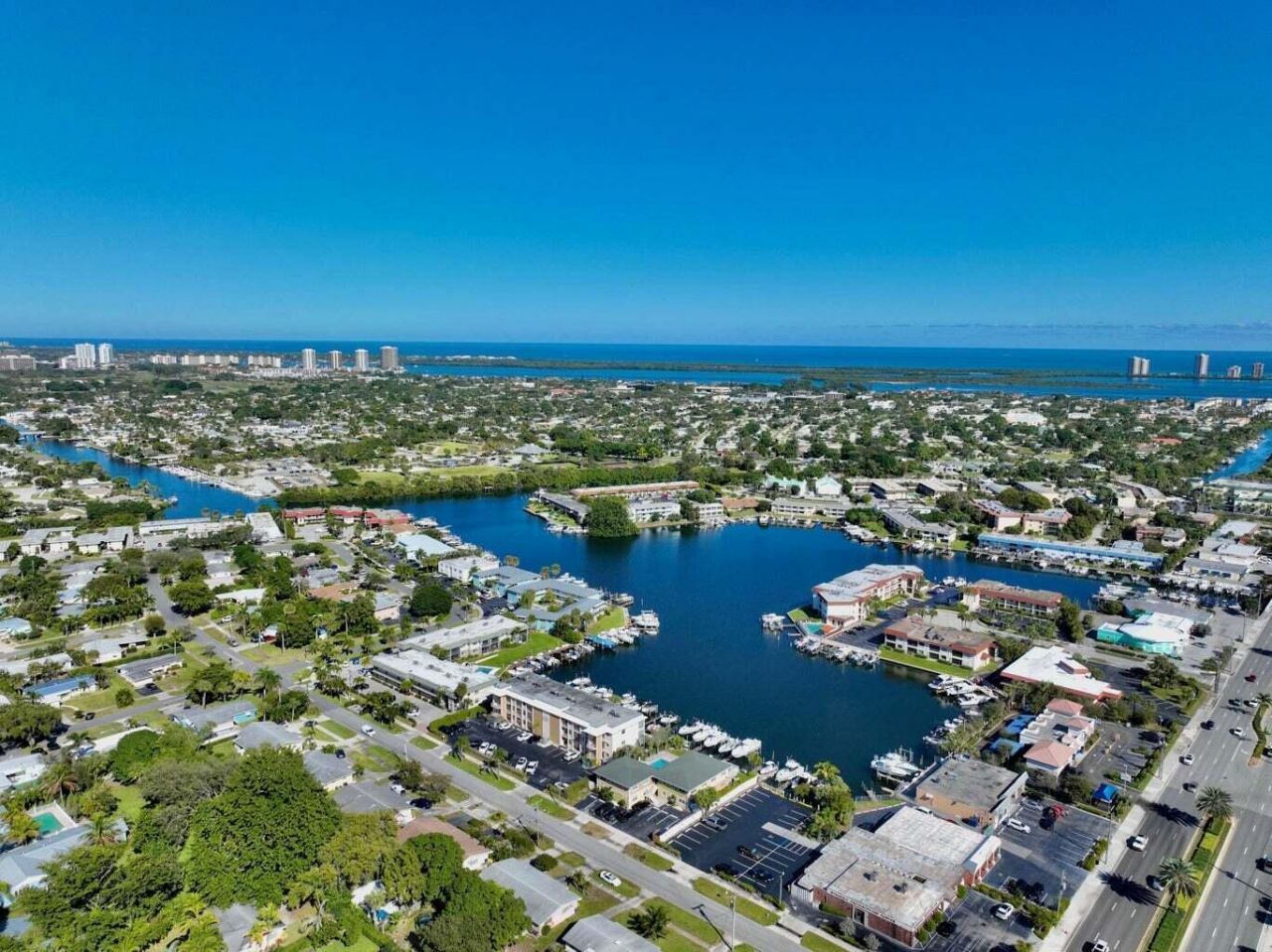312 Northlake Drive, Unit 104, North Palm Beach, FL 33408 Photo