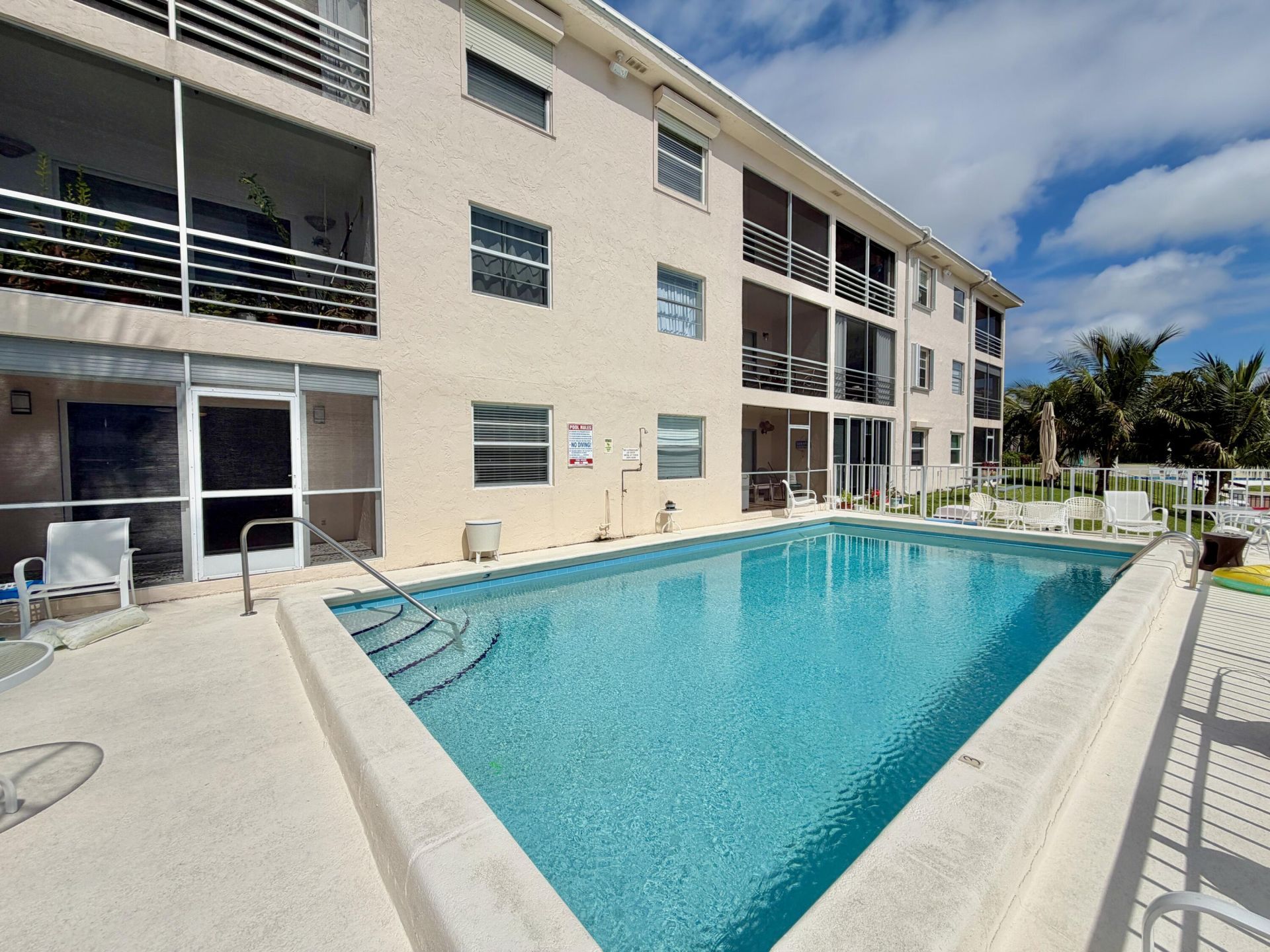 312 Northlake Drive, Unit 104, North Palm Beach, FL 33408 Photo