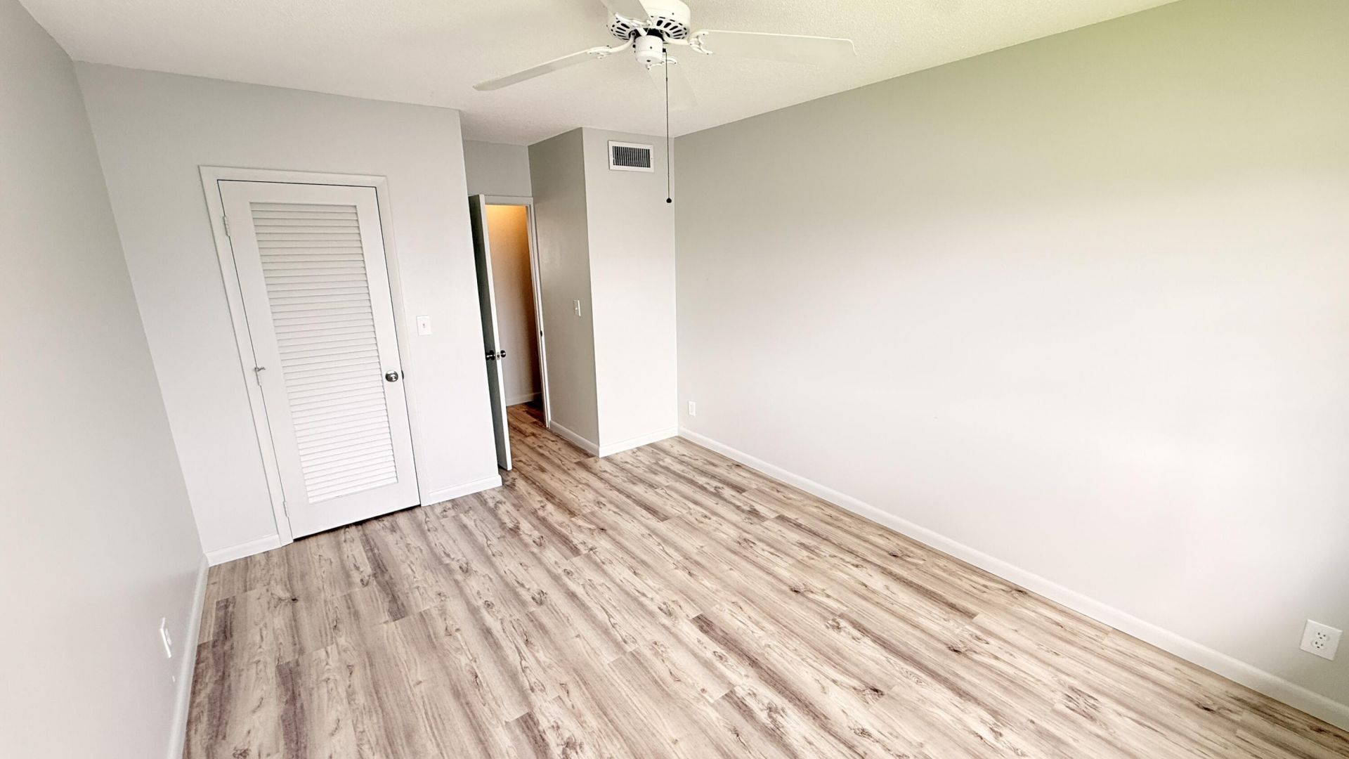 1114 Lake Terrace, Unit 205, Boynton Beach, FL 33426 Photo